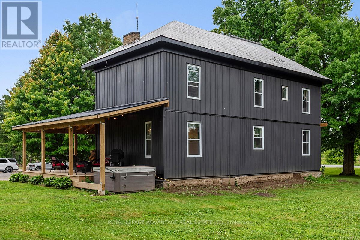 Photo 5 of 526 Kelford Drive, Tay Valley ON