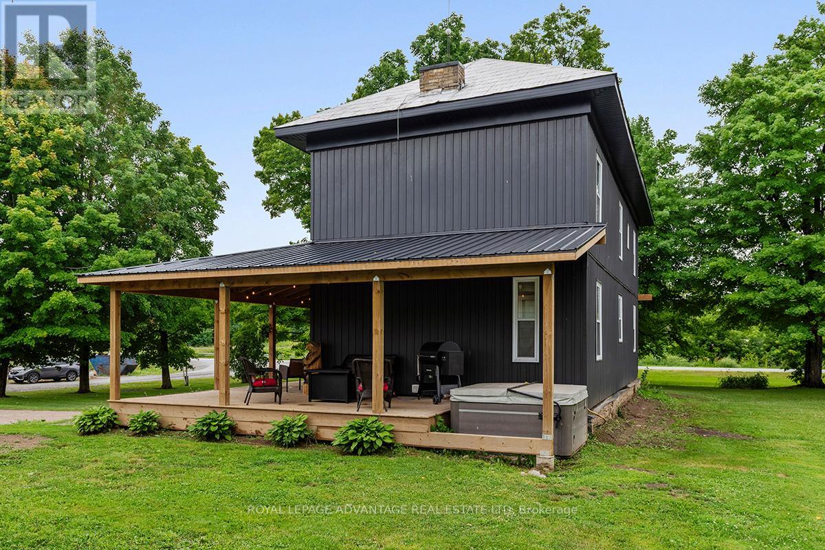 Photo 6 of 526 Kelford Drive, Tay Valley ON