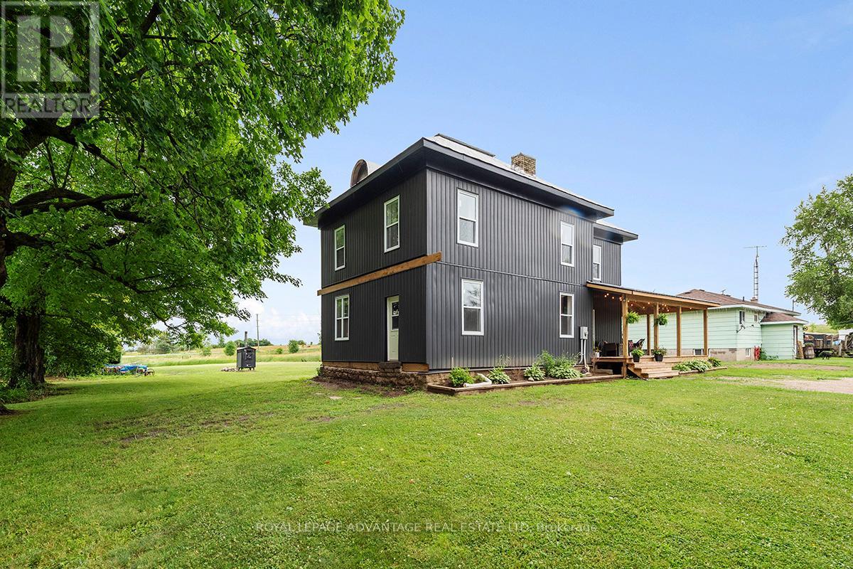 Photo 8 of 526 Kelford Drive, Tay Valley ON