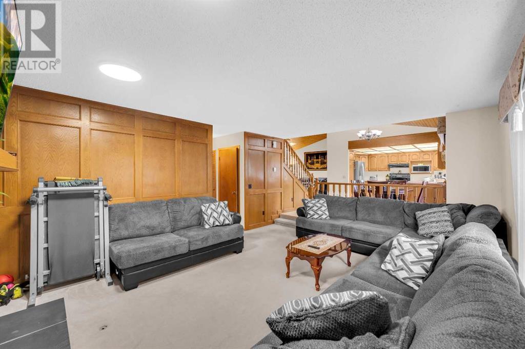 Single Family House for Sale in  Castleglen Court NE Castleridge Calgary 