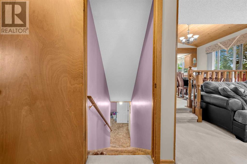 Single Family House for Sale in  Castleglen Court NE Castleridge Calgary 