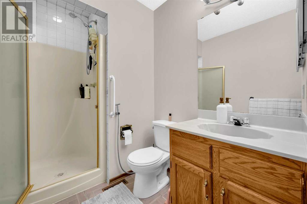 Single Family House for Sale in  Castleglen Court NE Castleridge Calgary 