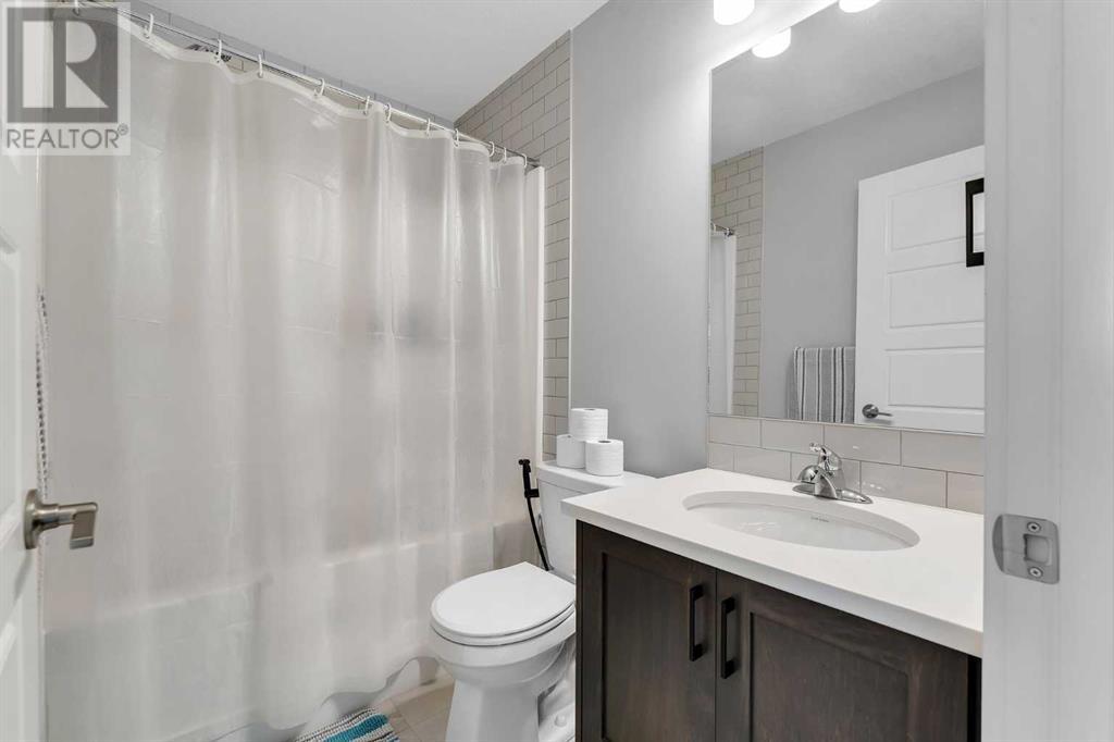 Single Family House for Sale in  Livingston Common NE Livingston Calgary 