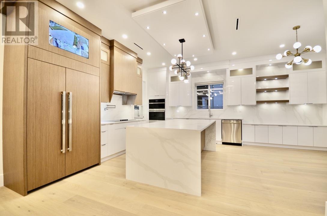 Photo 6 of 1411 Pipeline Place, Coquitlam BC
