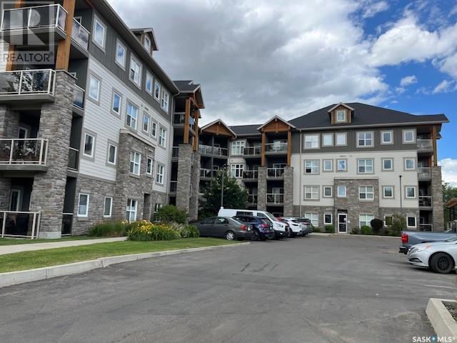 Photo 1 of 109 1220 Blackfoot Drive, Regina SK
