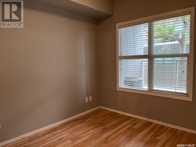 Photo 10 of 109 1220 Blackfoot Drive, Regina SK