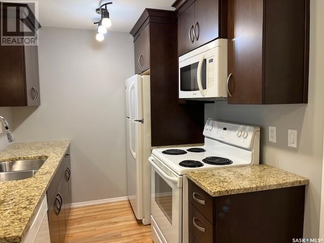 Photo 6 of 109 1220 Blackfoot Drive, Regina SK