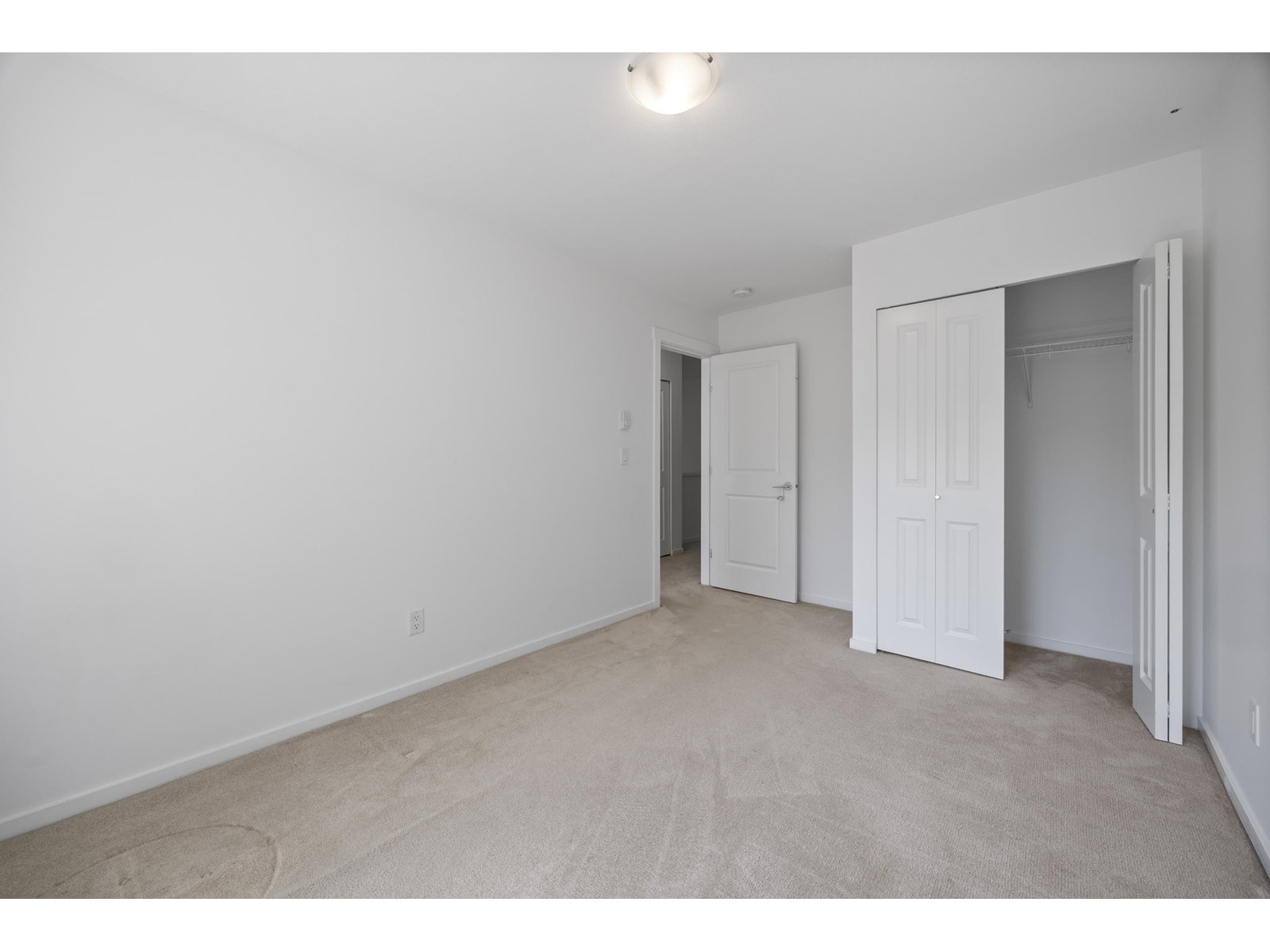 Photo 33 of 15 10433 158 Street, Surrey BC