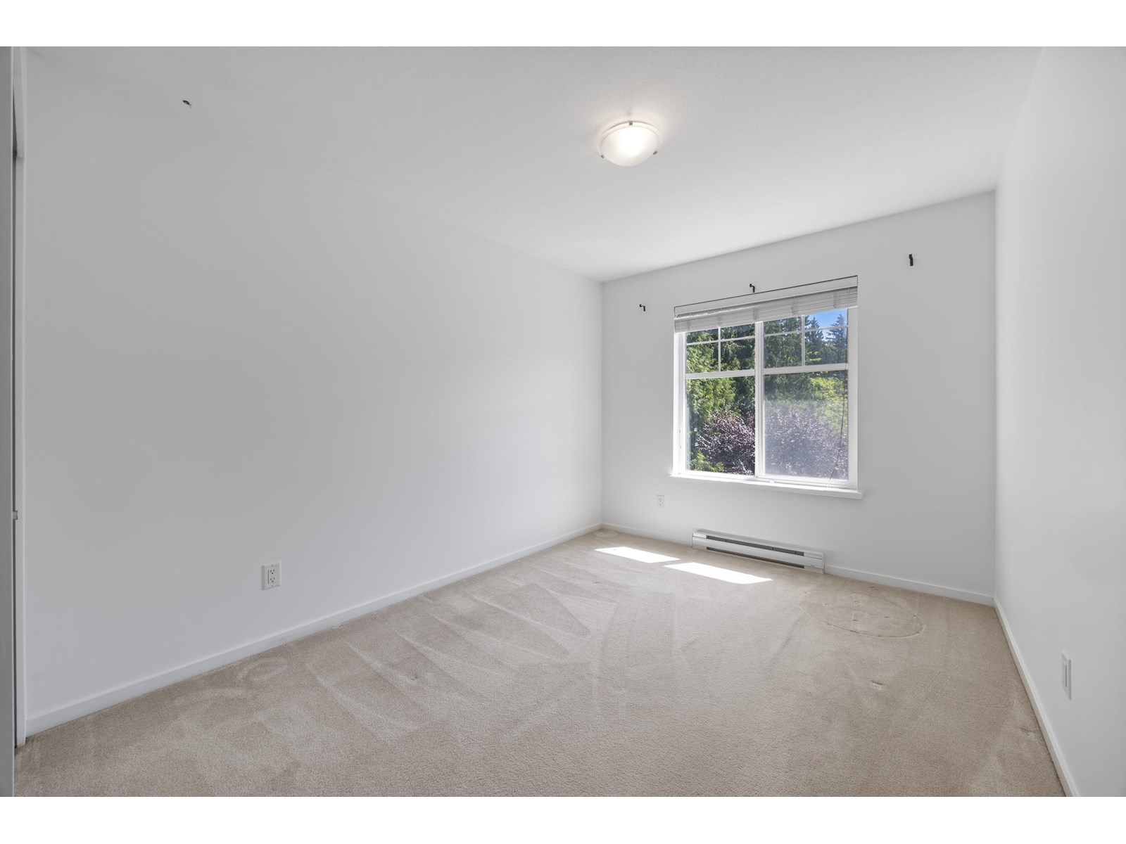 Photo 30 of 15 10433 158 Street, Surrey BC
