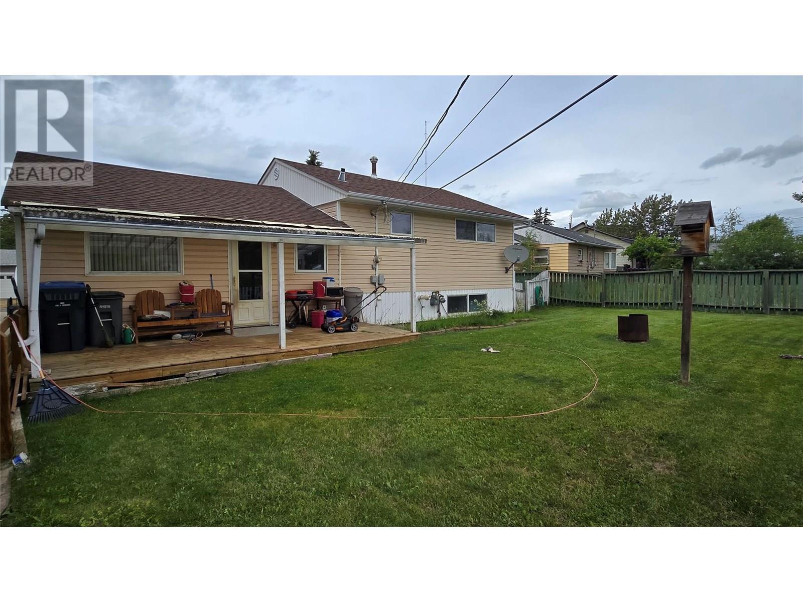 9016 Lyman Drive, Dawson Creek