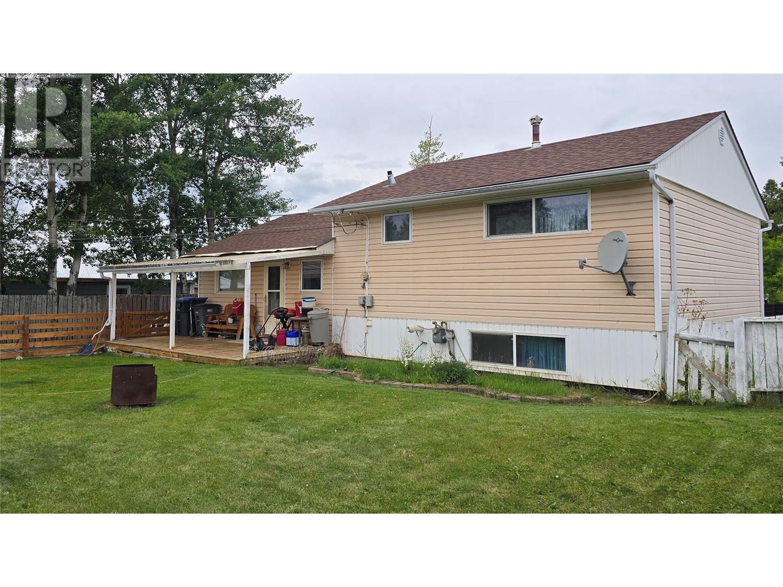 9016 Lyman Drive, Dawson Creek