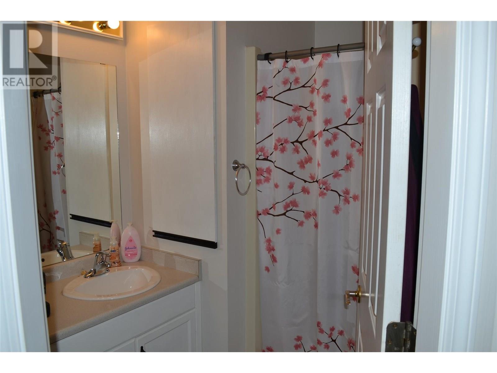 Photo 9 of 3900 27 Avenue Unit 15, Vernon BC