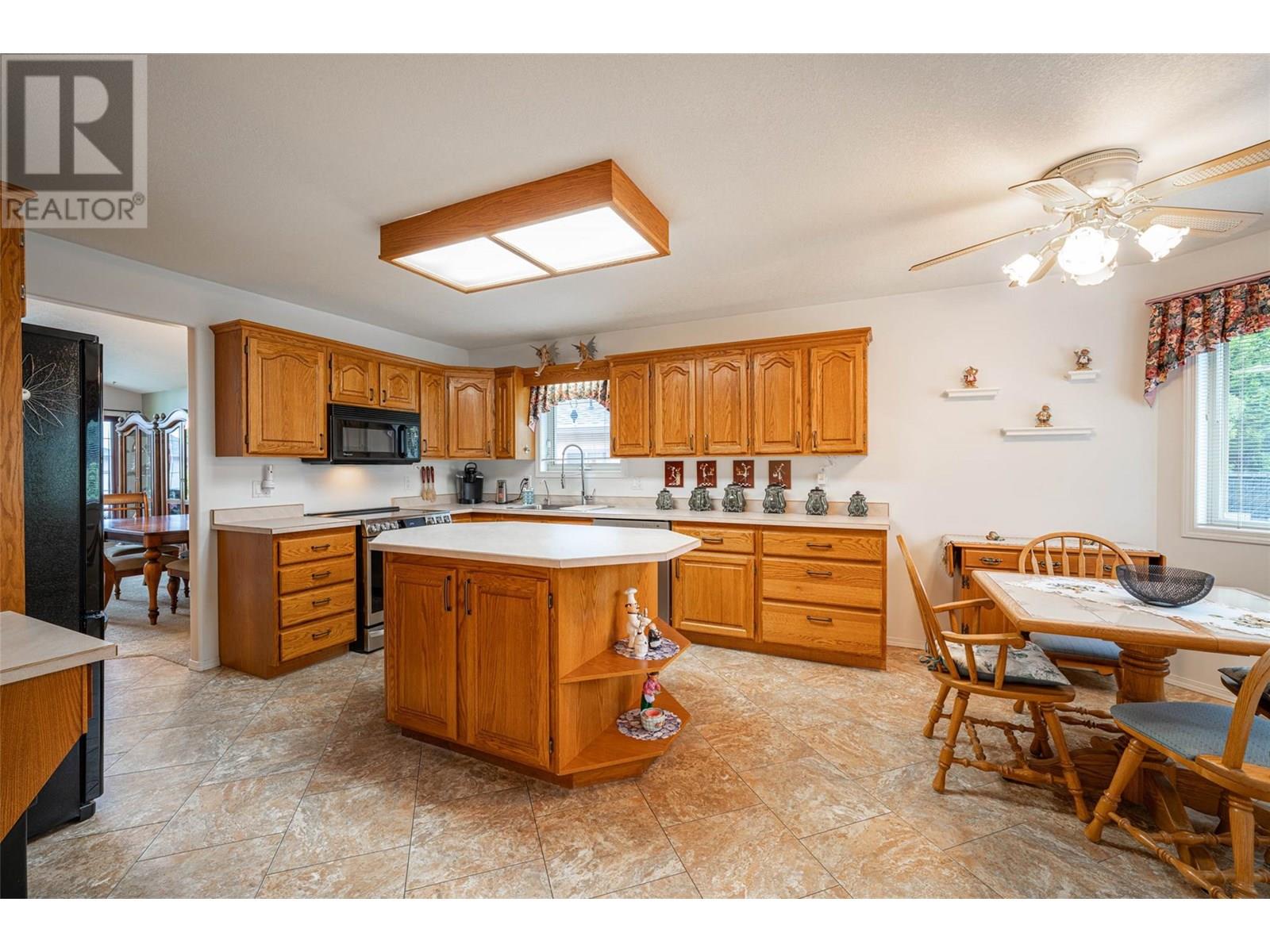 Photo 81 of 2595 Catherine Place Unit 15, Armstrong BC