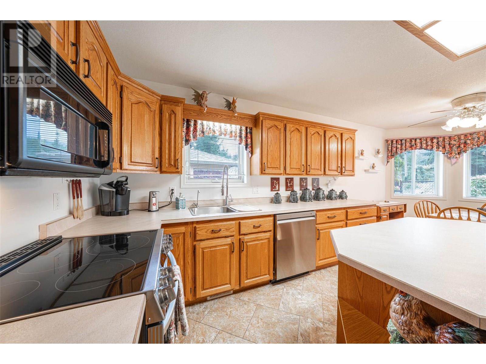 Photo 37 of 2595 Catherine Place Unit 15, Armstrong BC