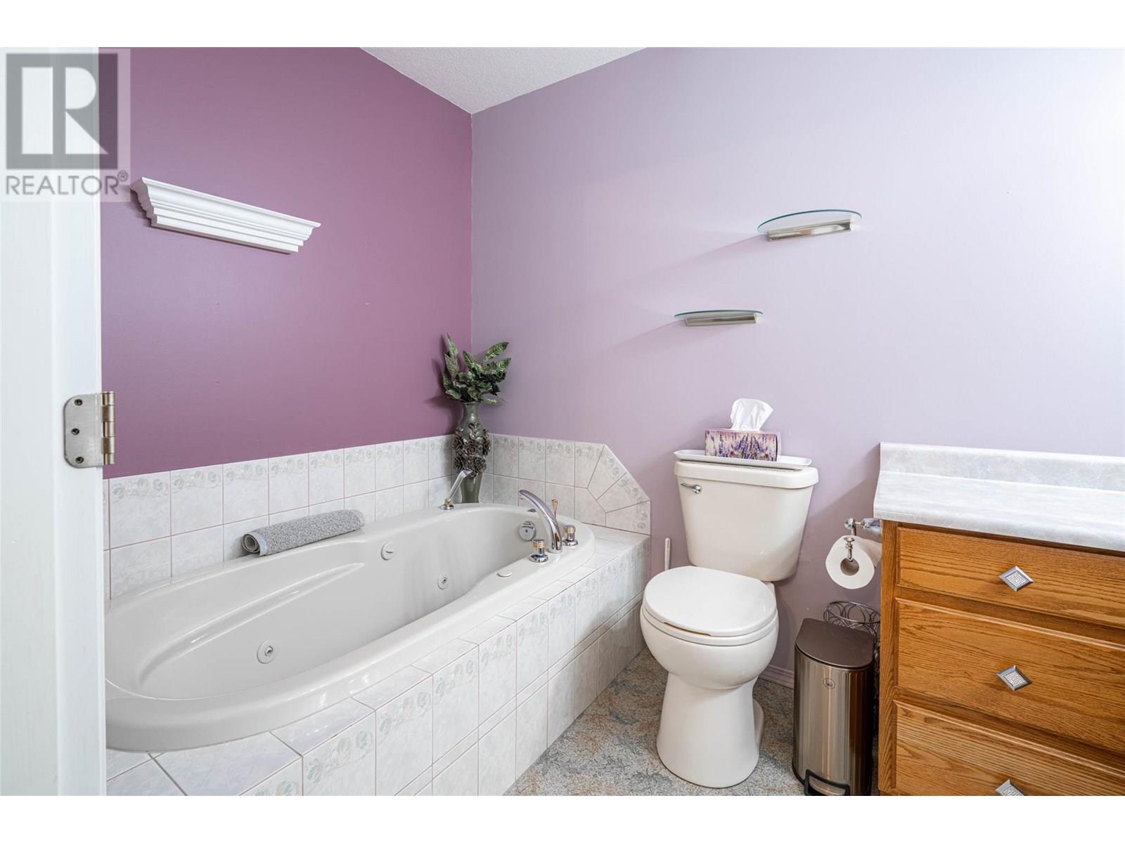 Photo 17 of 2595 Catherine Place Unit 15, Armstrong BC
