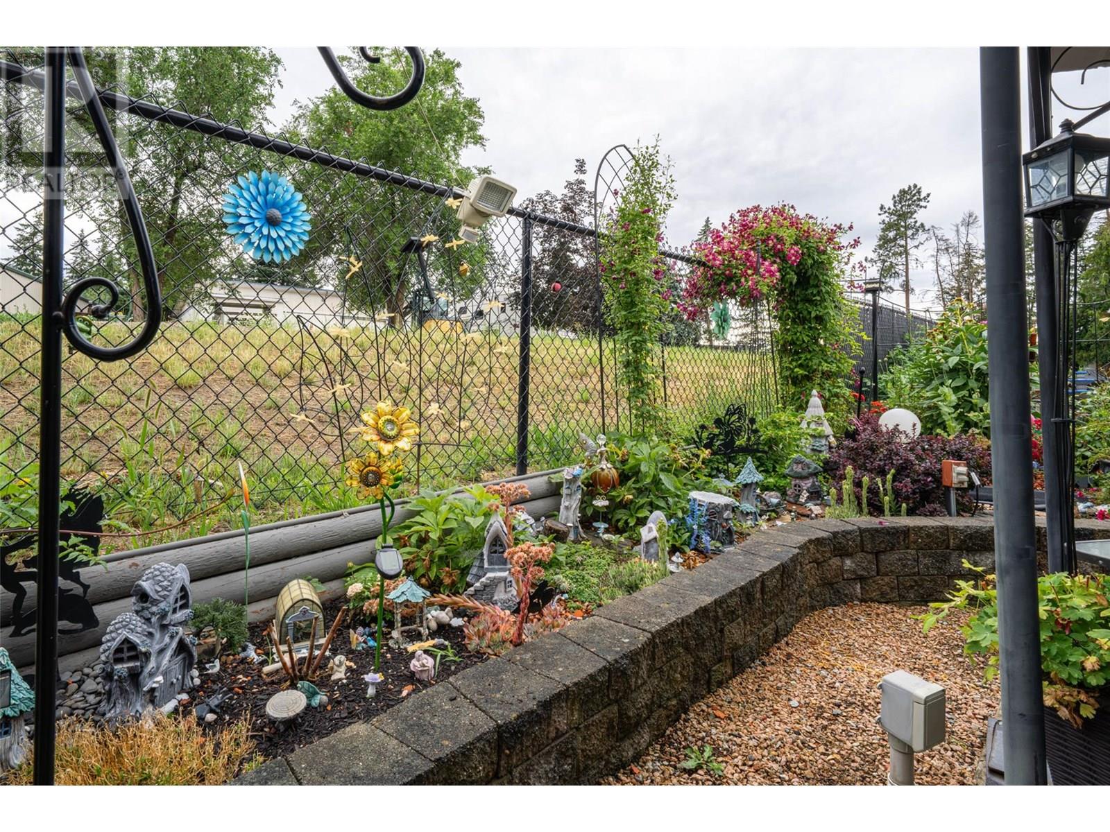 Photo 91 of 2595 Catherine Place Unit 15, Armstrong BC