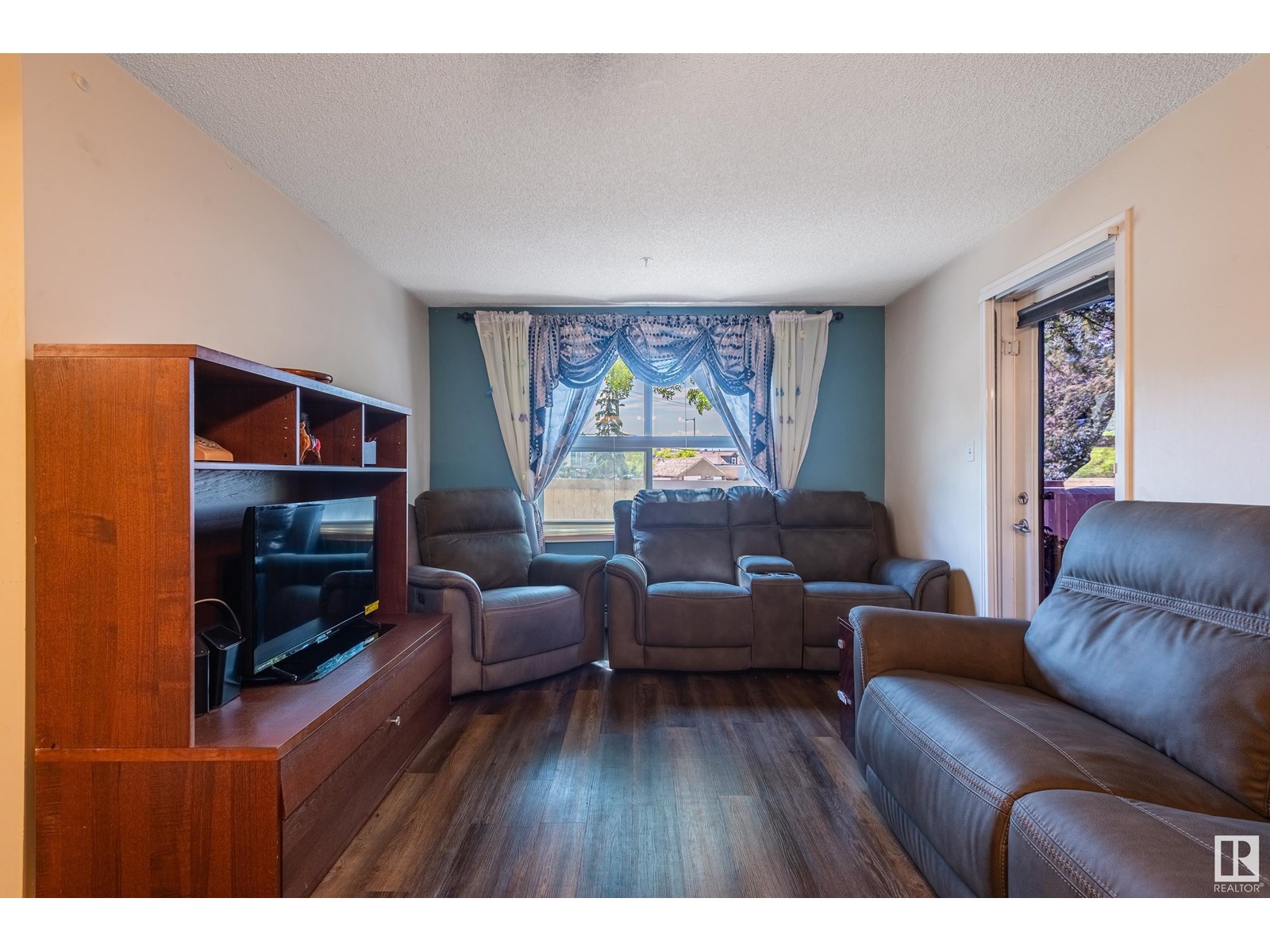 Single Family House for Sale in #   ST NW Edmonton 