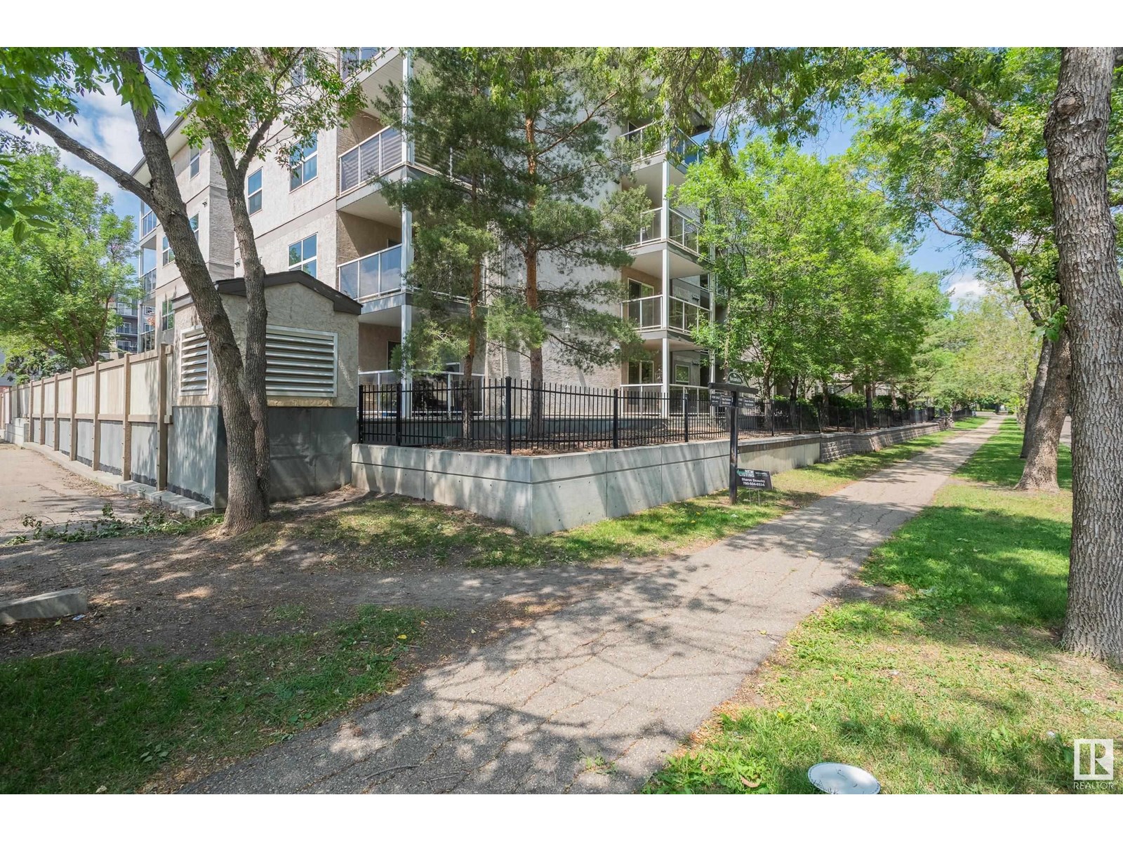 Single Family House for Sale in #   ST NW Edmonton 