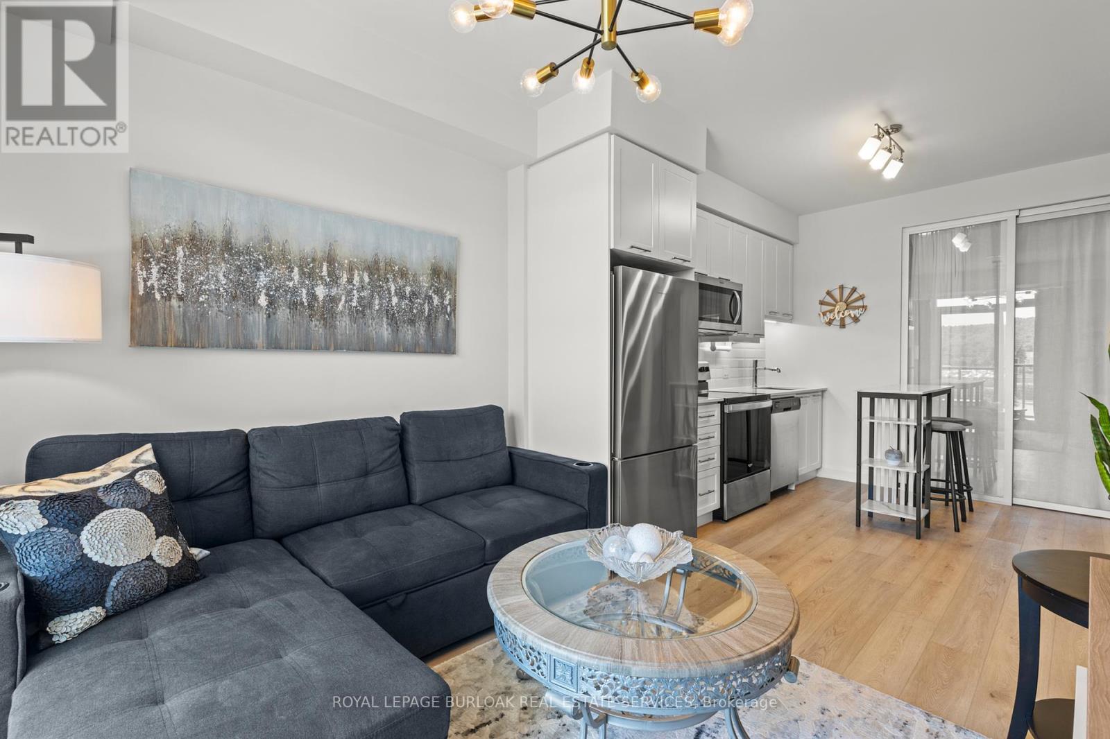 Photo 10 of 312 385 Winston Road, Grimsby ON