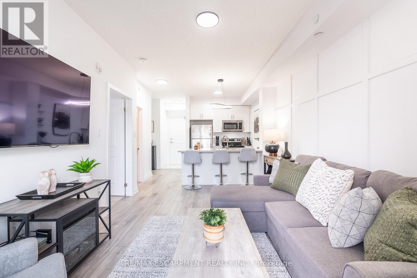 Photo 13 of 509 125 Shoreview Place, Hamilton ON