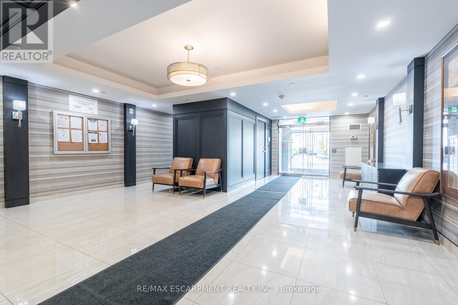 Photo 7 of 509 125 Shoreview Place, Hamilton ON