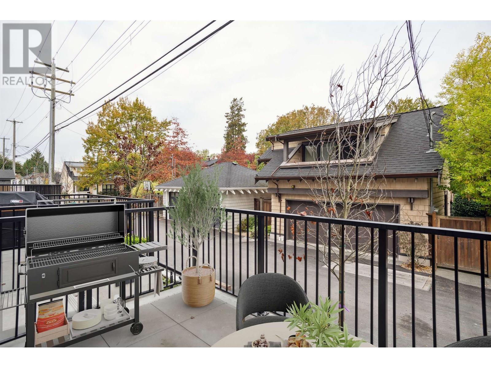 Photo 17 of 197 W King Edward Ave Street, Vancouver BC