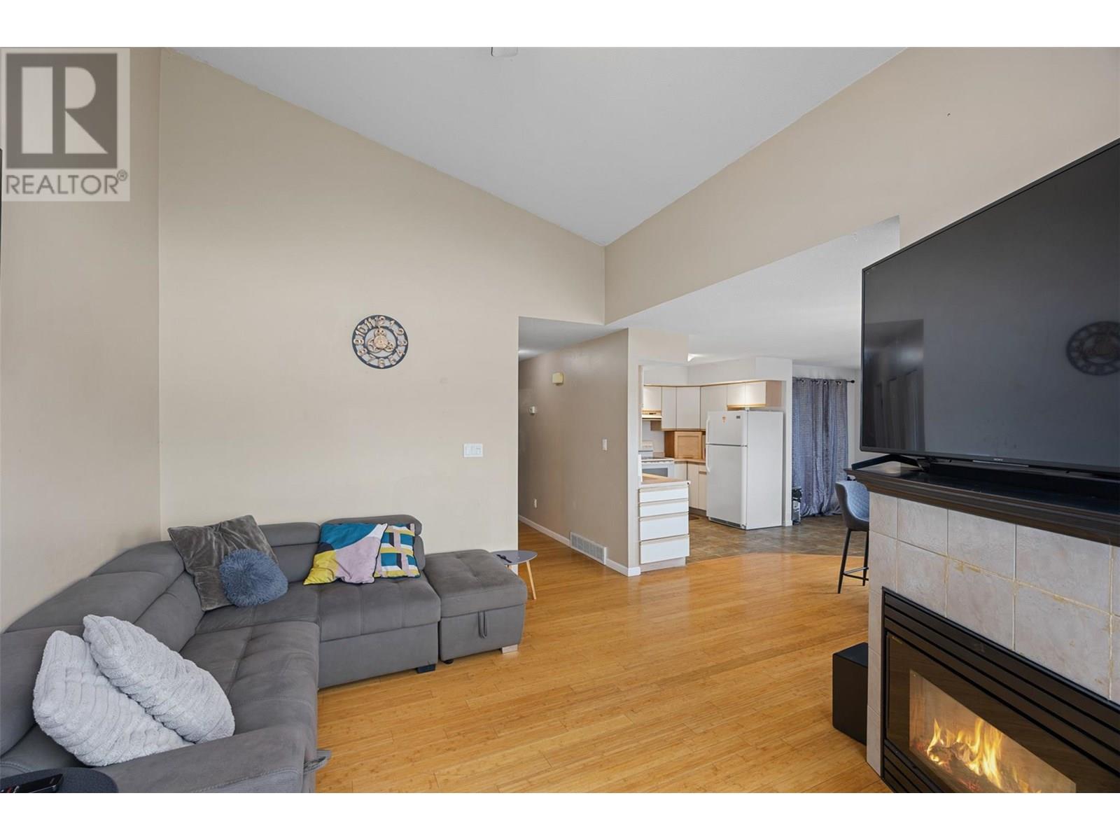 Photo 13 of 607 Lombard Street, Kamloops BC