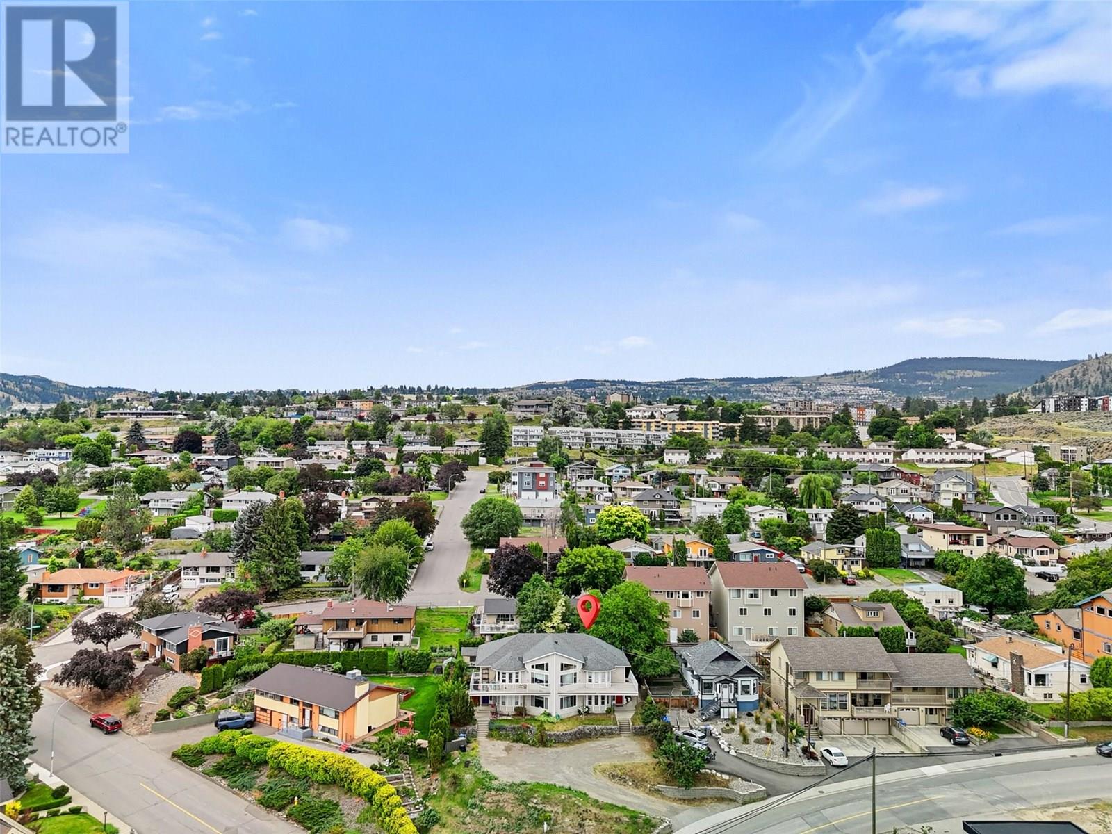 Photo 9 of 607 Lombard Street, Kamloops BC