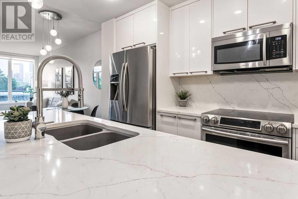 Single Family House for Sale in    Avenue SW Mission Calgary 