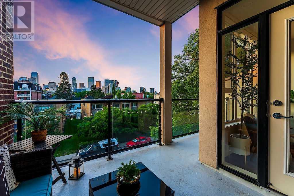 Single Family House for Sale in    Avenue SW Mission Calgary 