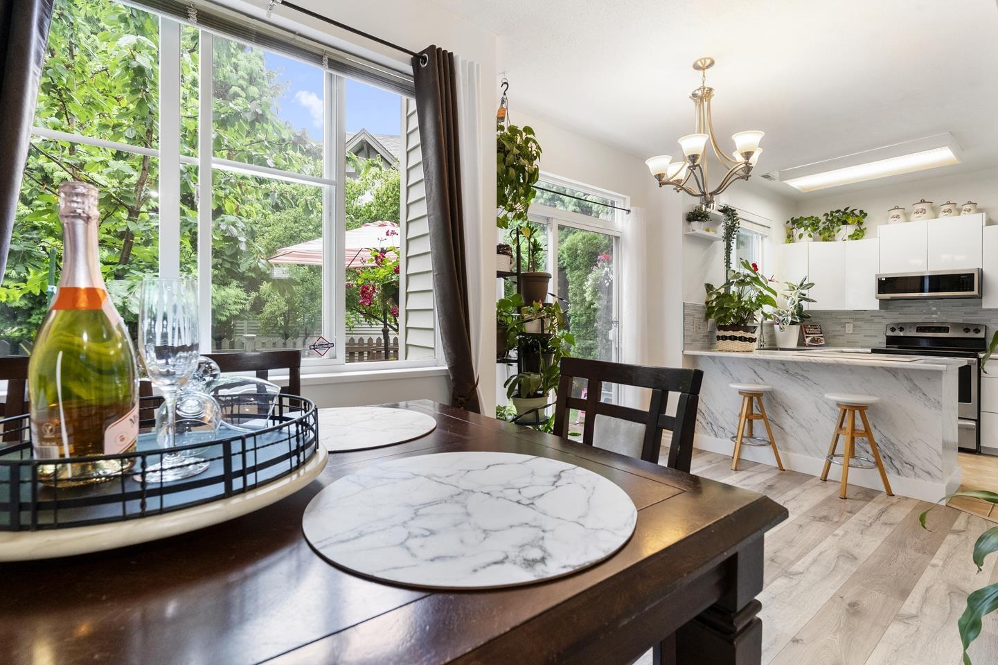 Photo 8 of 7 6445 Rosebury Lane, Surrey BC