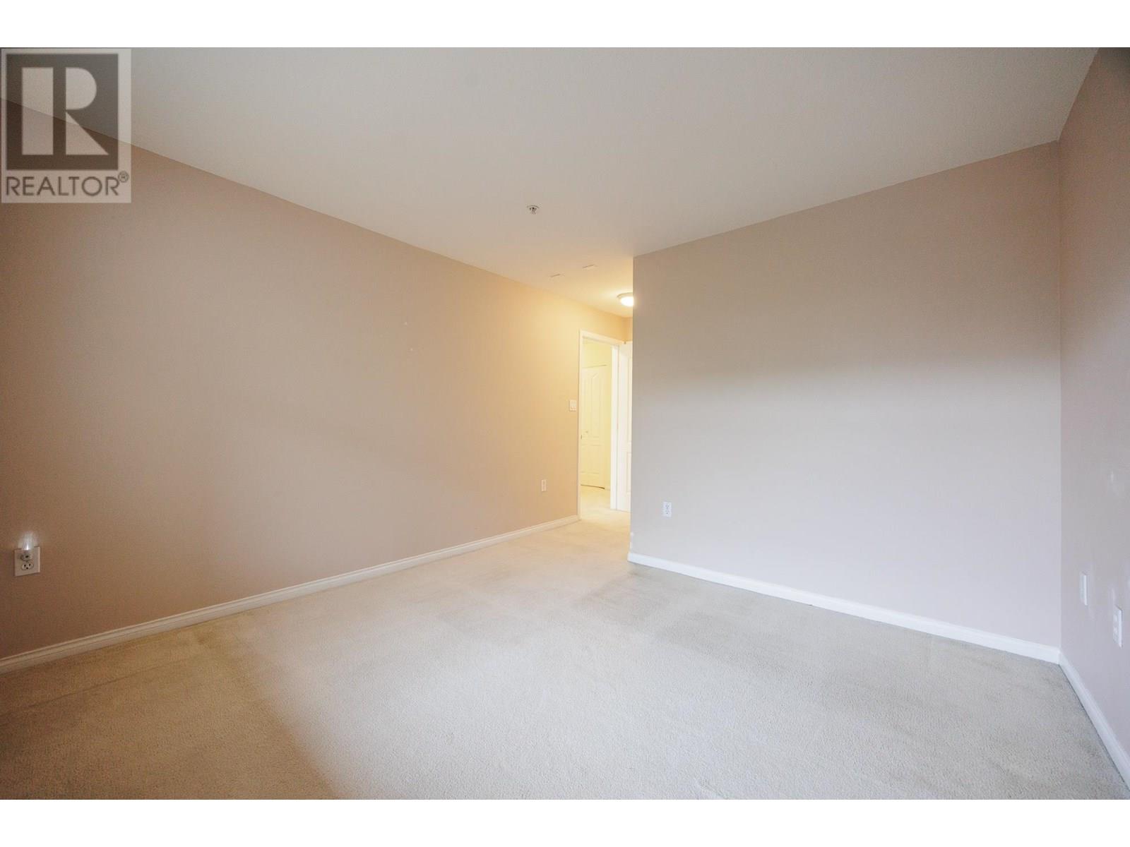 Photo 8 of 407 2059 Chesterfield Avenue, North Vancouver BC