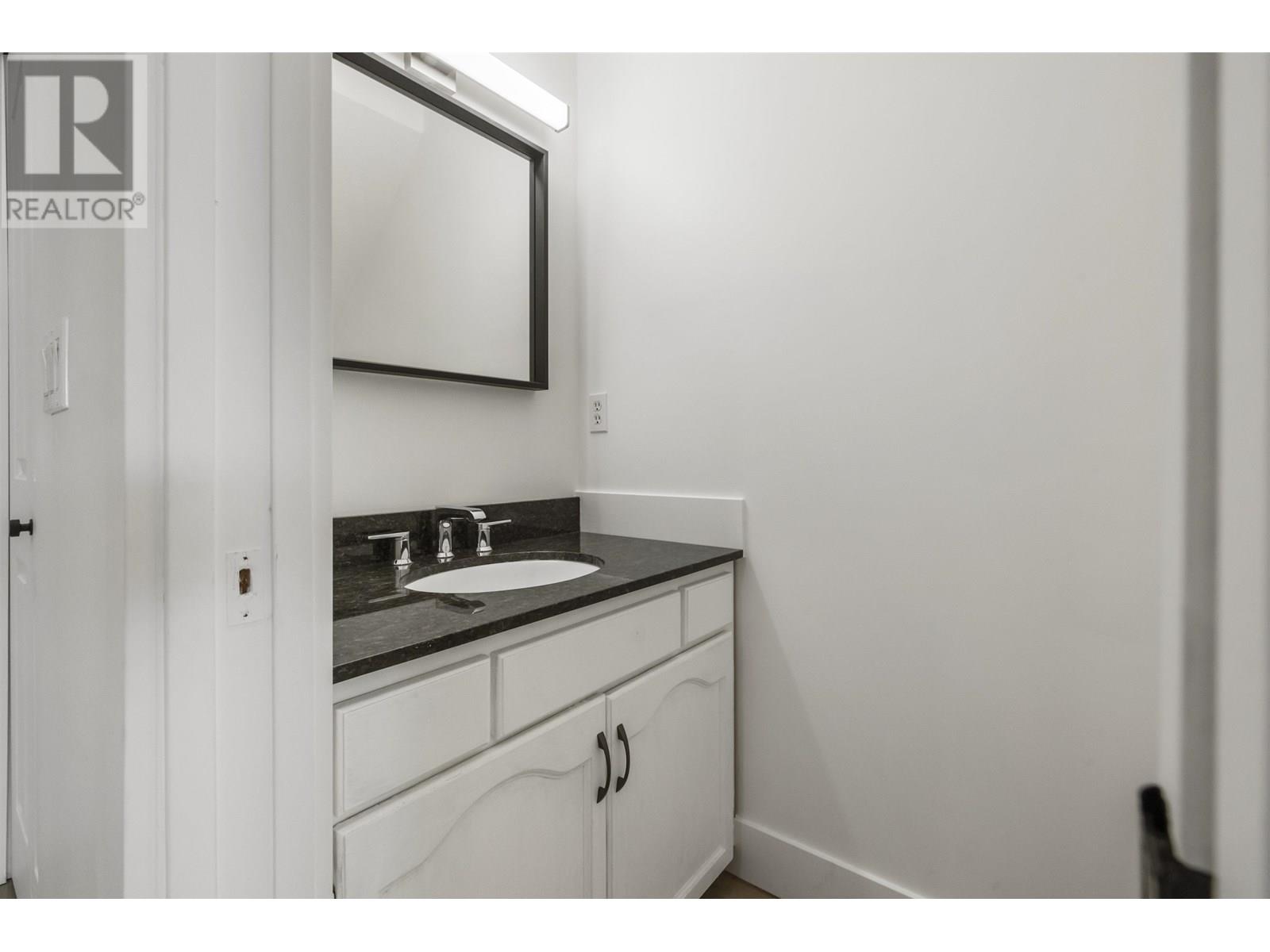 Photo 21 of 209 22356 Mcintosh Avenue, Maple Ridge BC