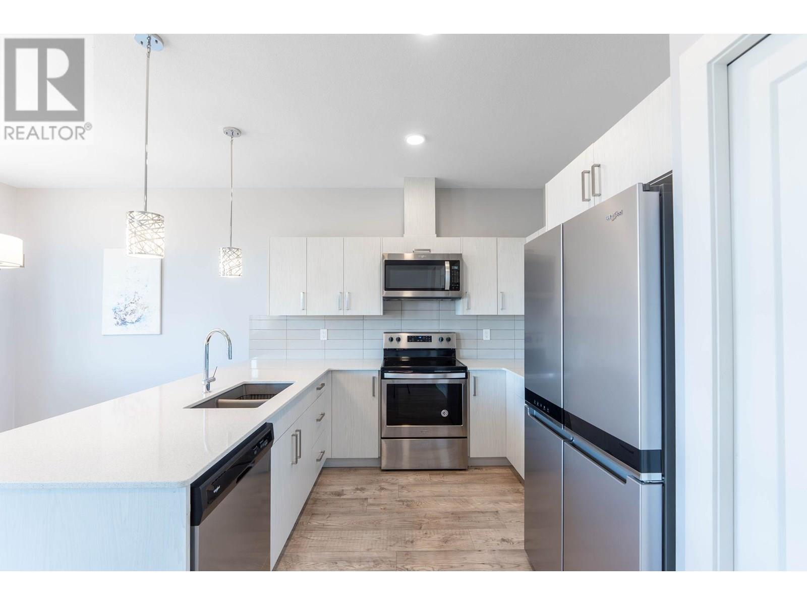 Photo 5 of 933 Mt Robson Place Unit 65, Vernon BC