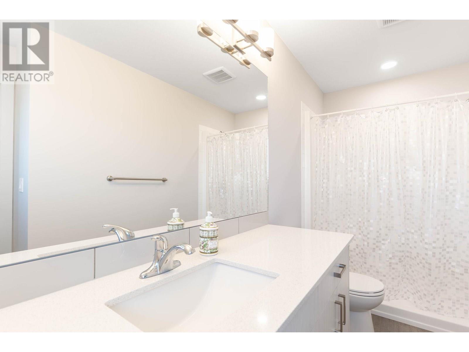 Photo 17 of 933 Mt Robson Place Unit 65, Vernon BC