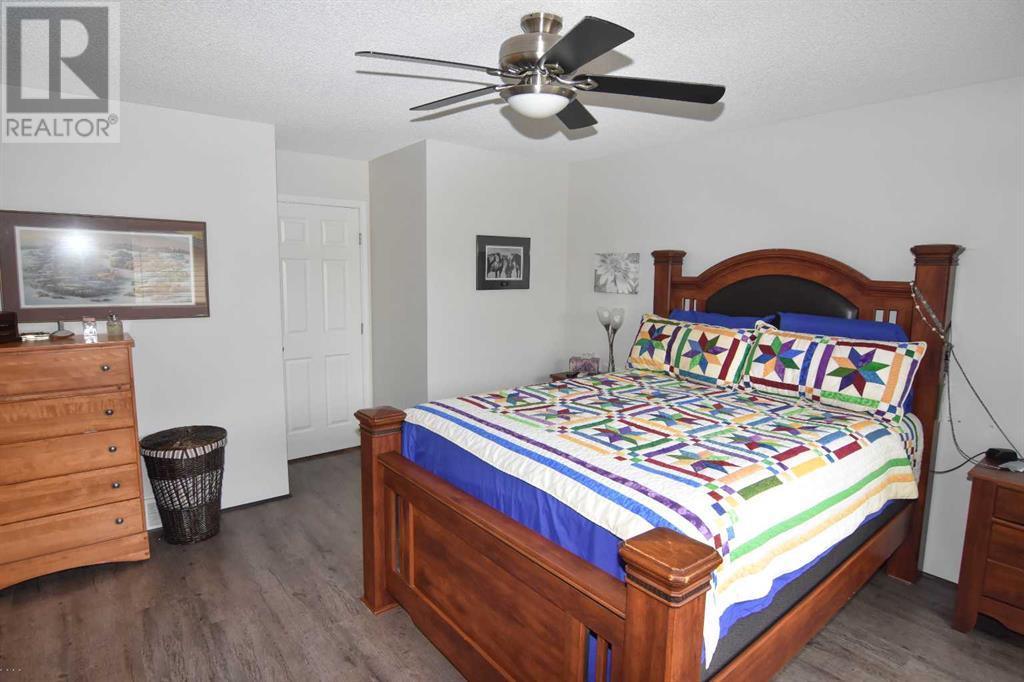 Single Family House Bi-level for Sale in  Elgin Way SE McKenzie Towne Calgary 