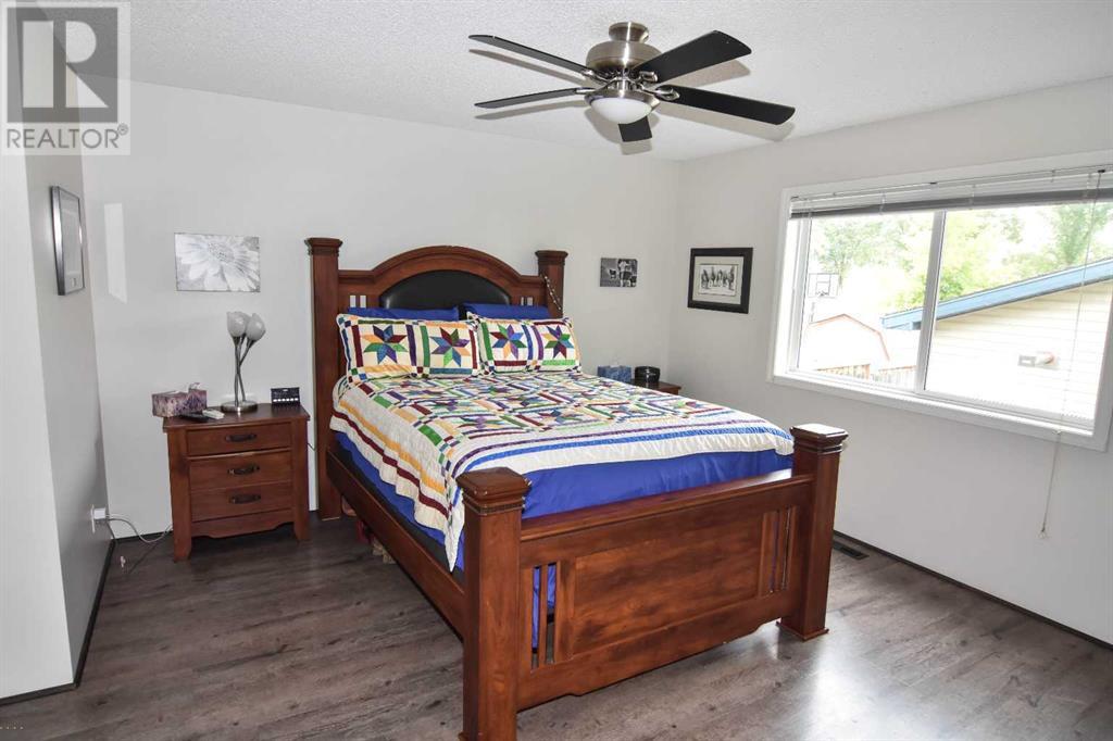 Single Family House Bi-level for Sale in  Elgin Way SE McKenzie Towne Calgary 