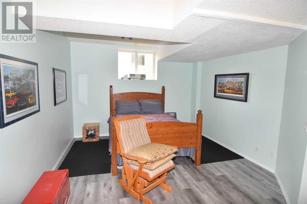 Single Family House Bi-level for Sale in  Elgin Way SE McKenzie Towne Calgary 