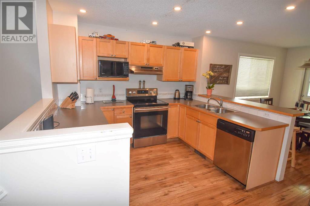 Single Family House Bi-level for Sale in  Elgin Way SE McKenzie Towne Calgary 