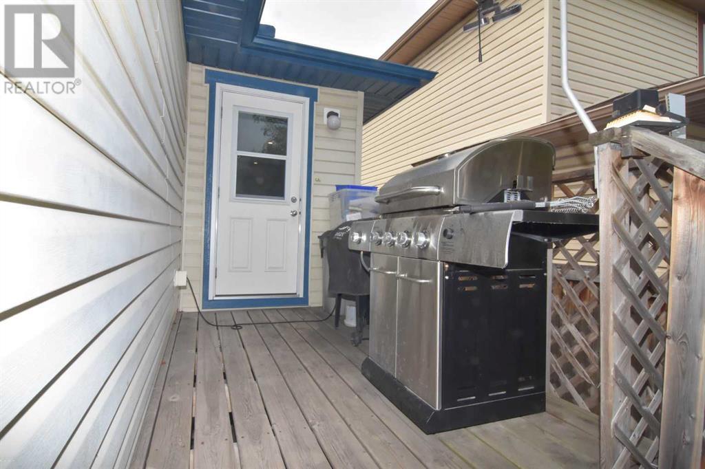 Single Family House Bi-level for Sale in  Elgin Way SE McKenzie Towne Calgary 