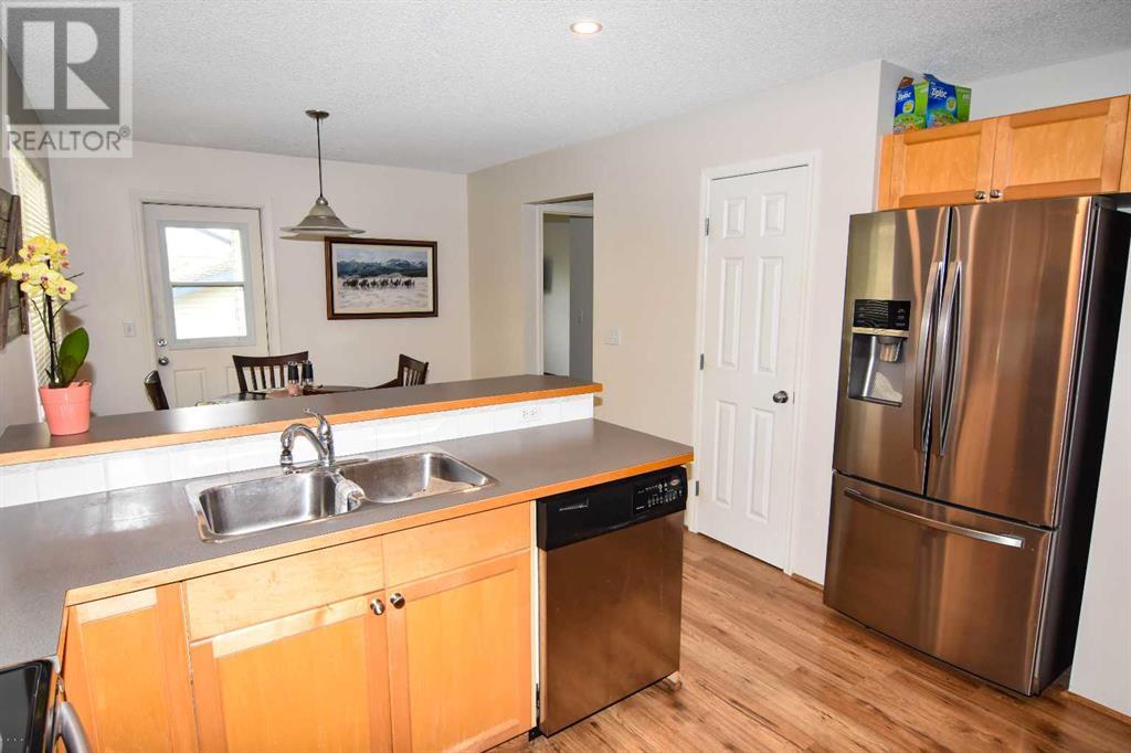 Single Family House Bi-level for Sale in  Elgin Way SE McKenzie Towne Calgary 