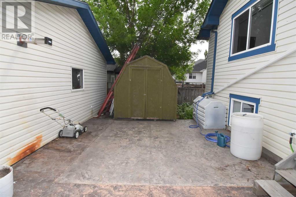 Single Family House Bi-level for Sale in  Elgin Way SE McKenzie Towne Calgary 