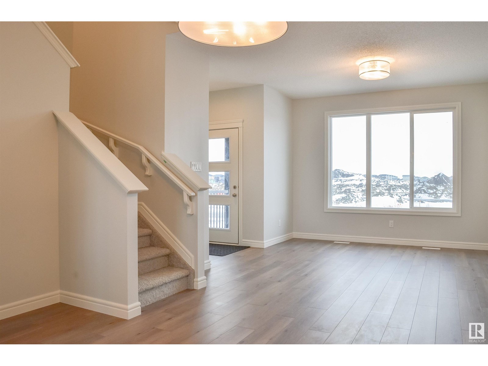 Photo 18 of 21031 25 Av Nw, Edmonton AB