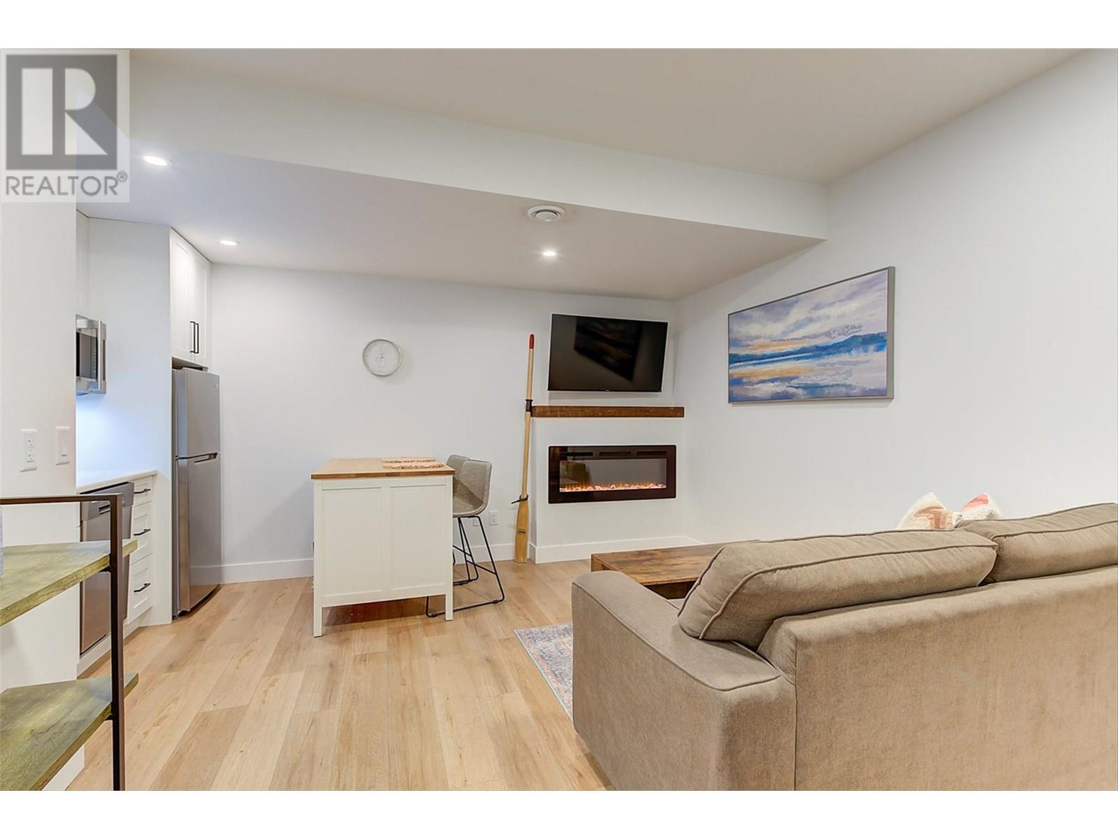  3565 Boxwood Road, Kelowna