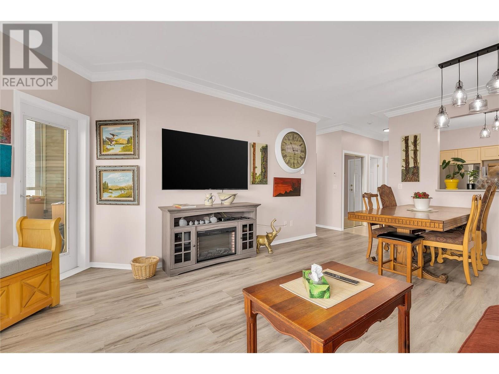 217 877 KLO Road, Kelowna