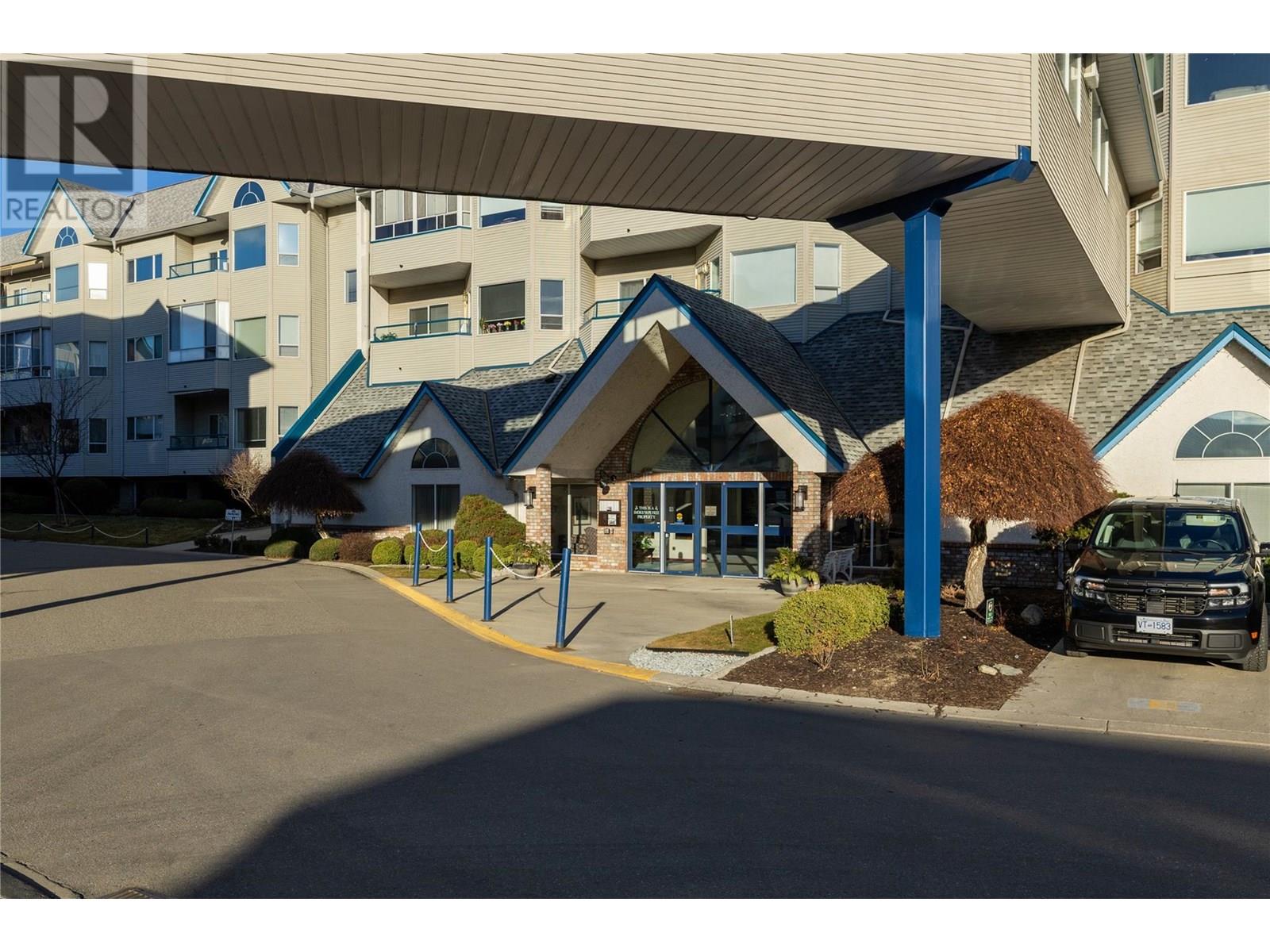 217 877 KLO Road, Kelowna