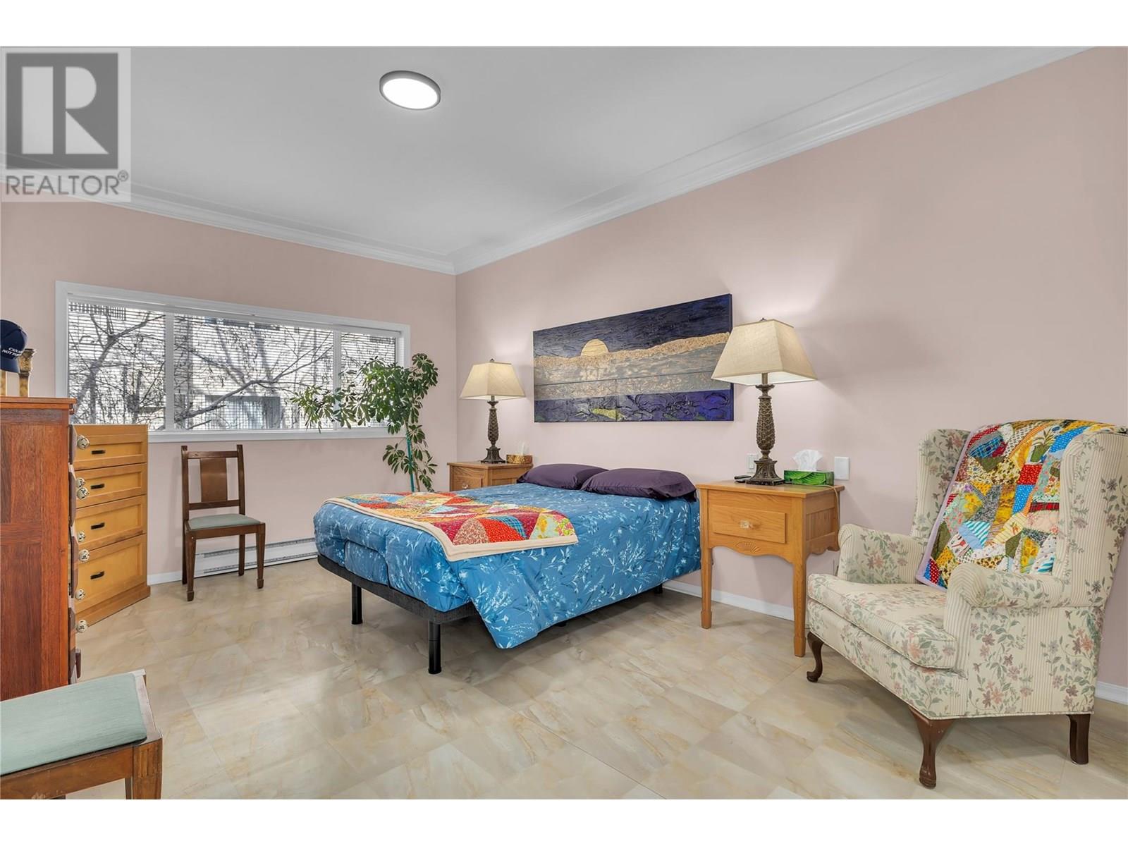217 877 KLO Road, Kelowna