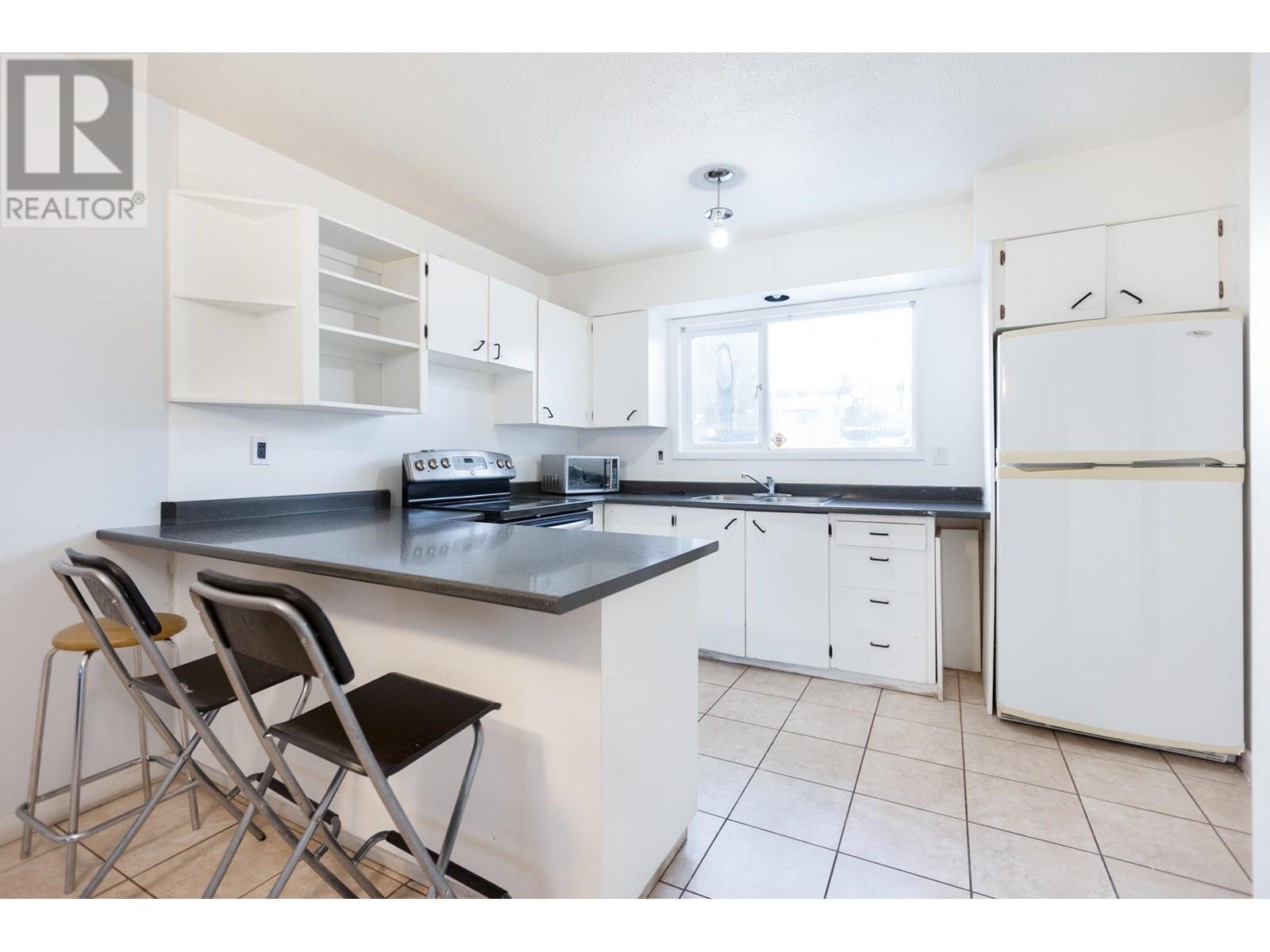 Photo 7 of 544 Beech Crescent, Prince George BC