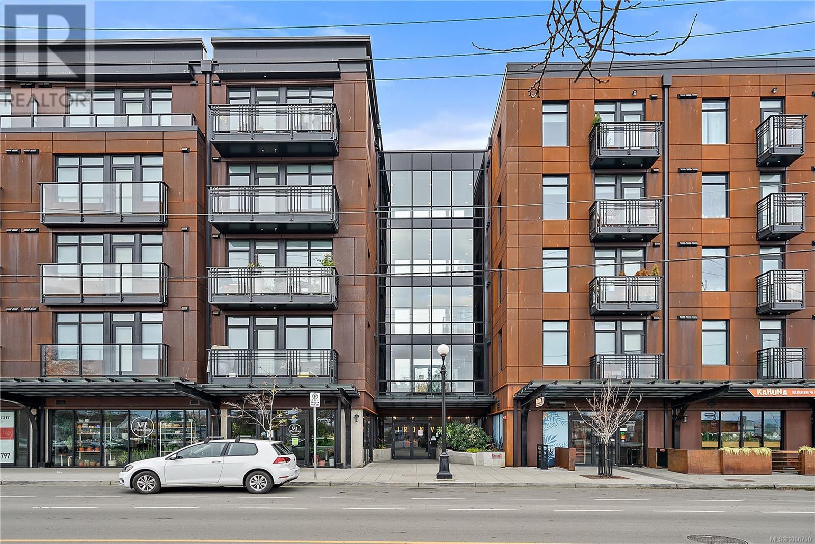 #415 515 CHATHAM ST - Image 2