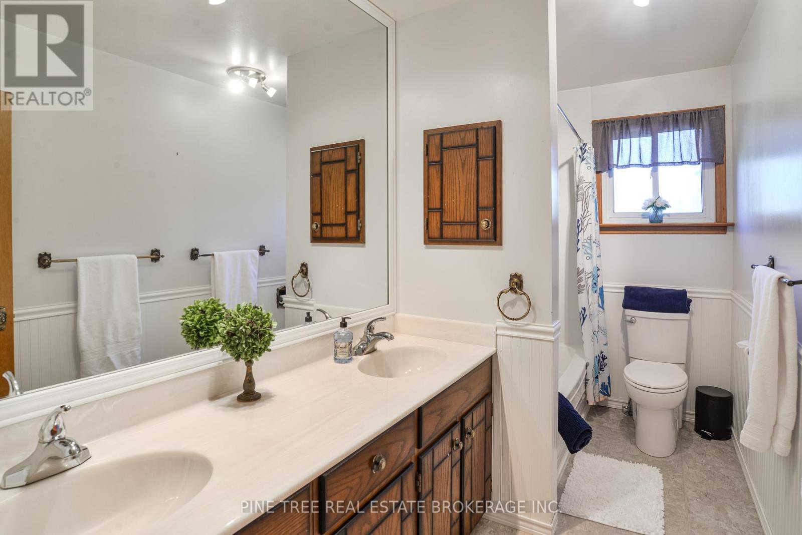 Photo 15 of 35 Old Indian Trail, Ramara ON
